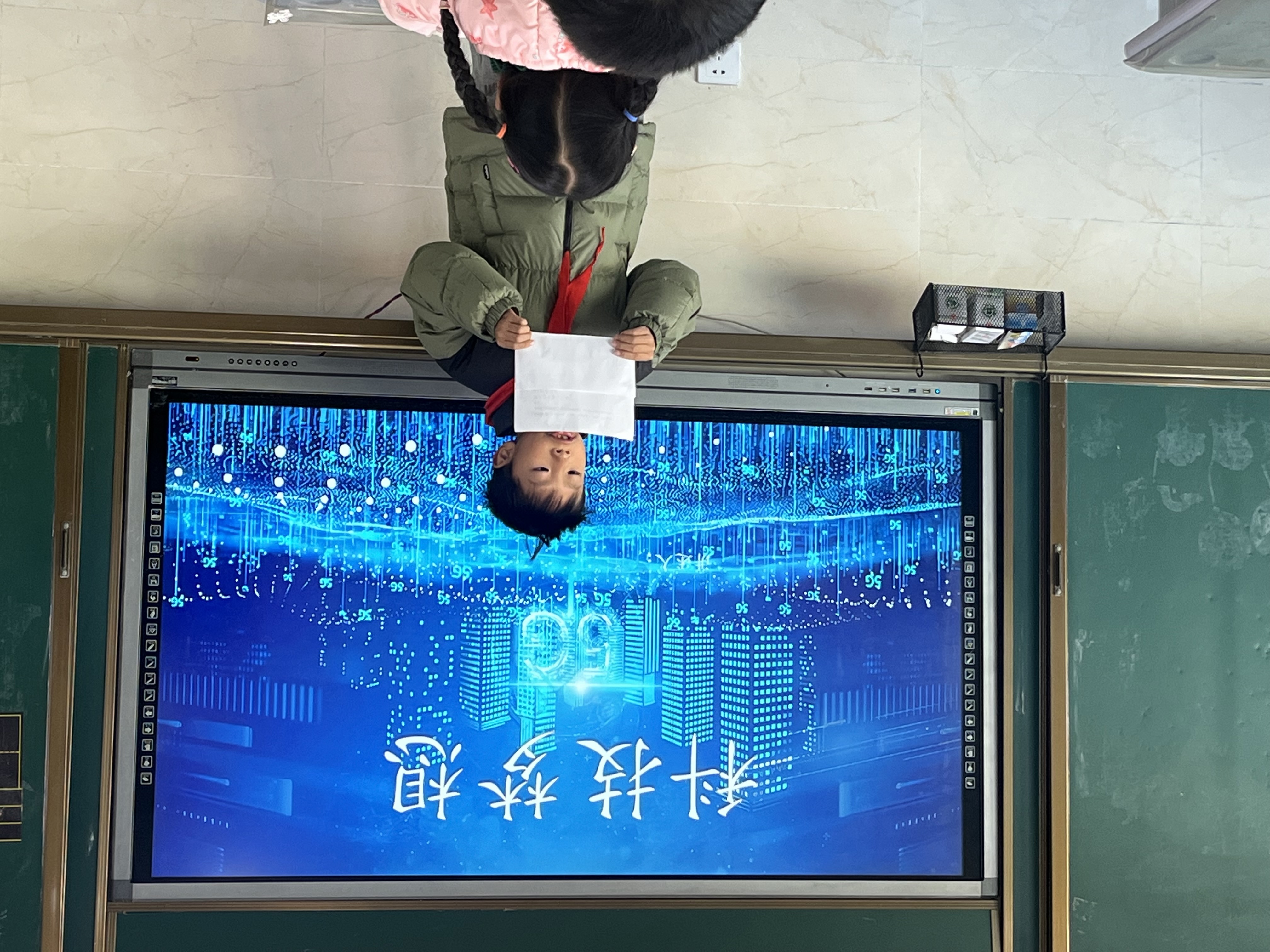 70DB8AE6-4566-458C-8C8B-75A6E562C9FA-72412-000017BE36C42781